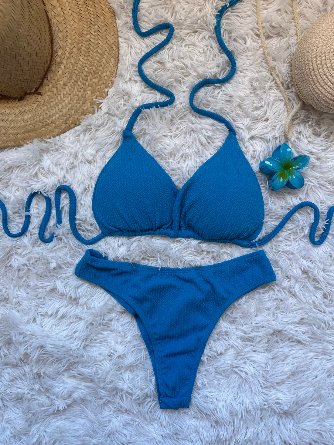 Biquíni Cortininha asa Delta Cintura alta fio Dental com Bojo